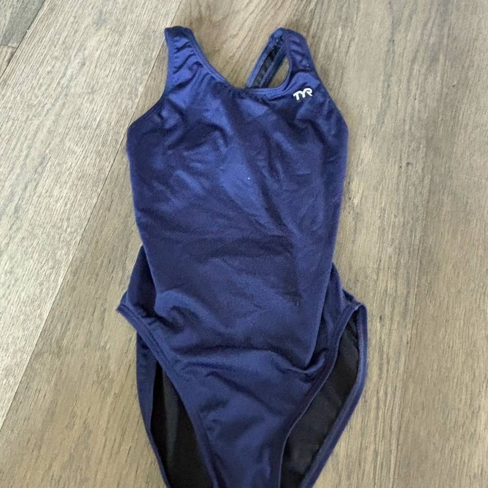 TYR swimsuit girls